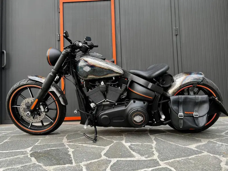 Harley-Davidson 1800 Breakout (2012 - 14) - FXSBSE (3)