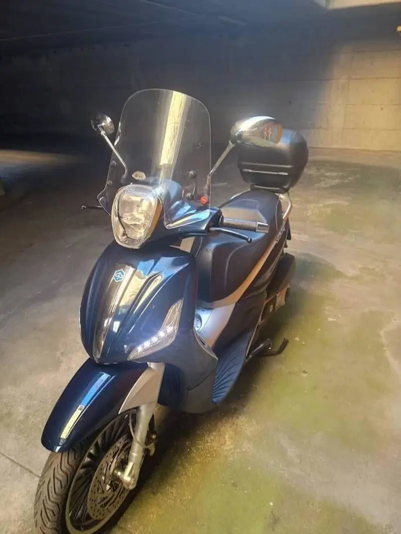 Piaggio Beverly 300 i.e. (2010 - 16) (6)