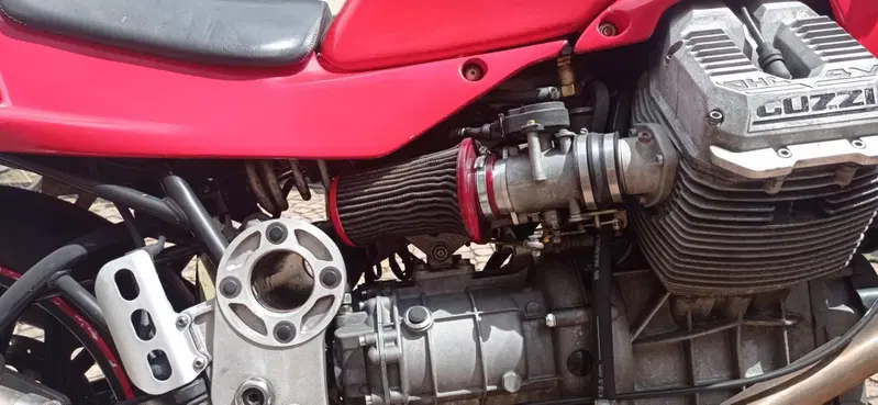 Moto Guzzi Daytona 1000 (6)