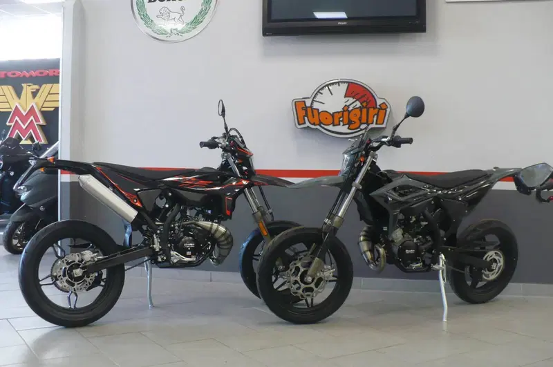 Betamotor RR 50 Enduro Sport (2021 - 26) (2)