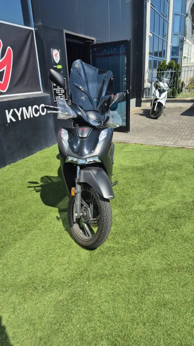 Honda SH 150i Sport (2024 - 25) (2)