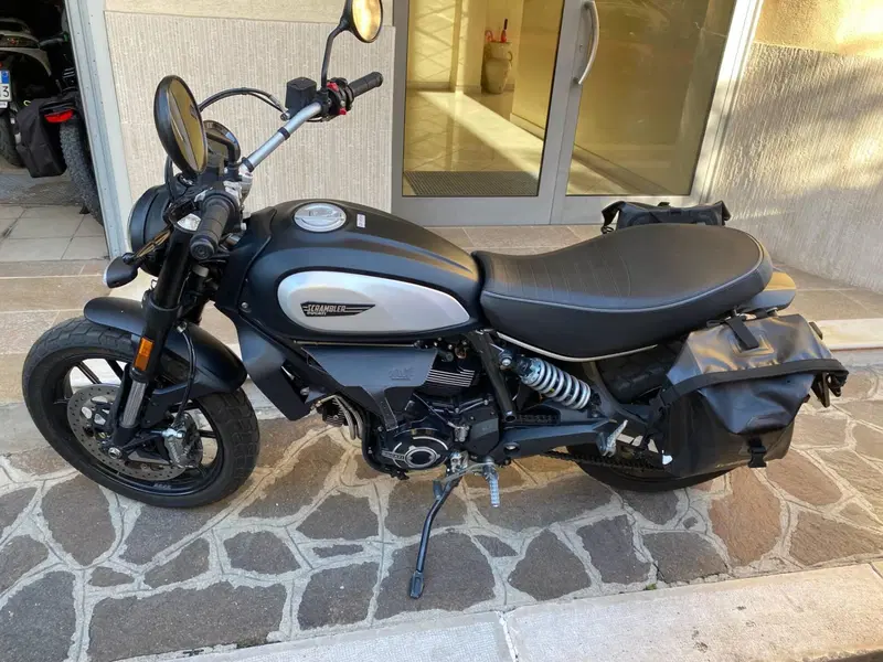 Ducati Scrambler 800 Icon Dark (2021 - 22) (3)