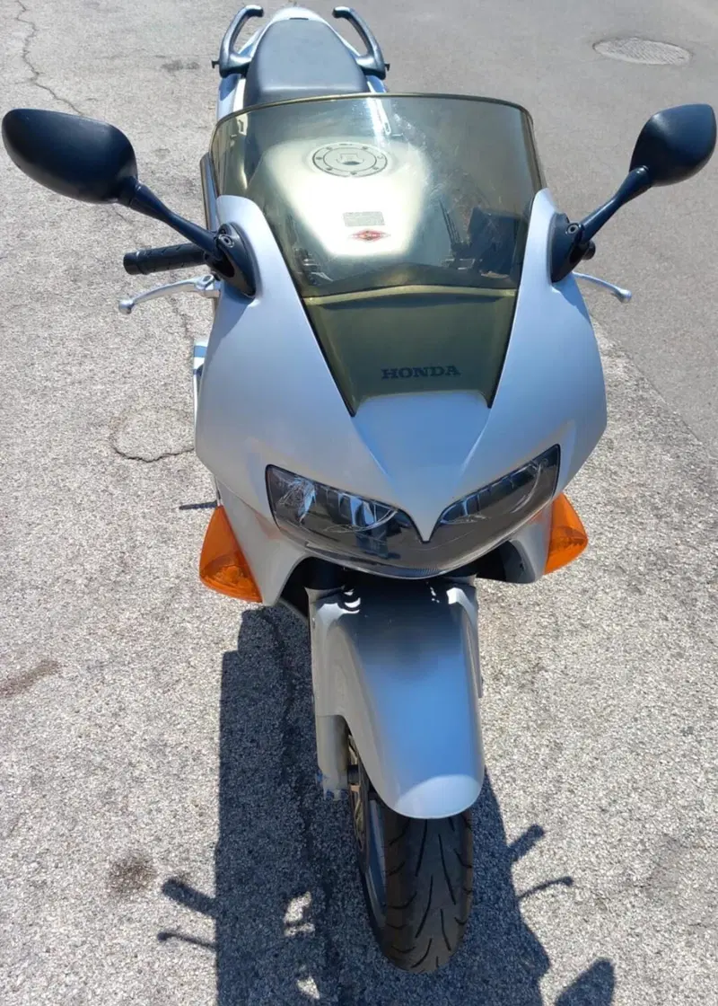 Honda vfr 800  (8)