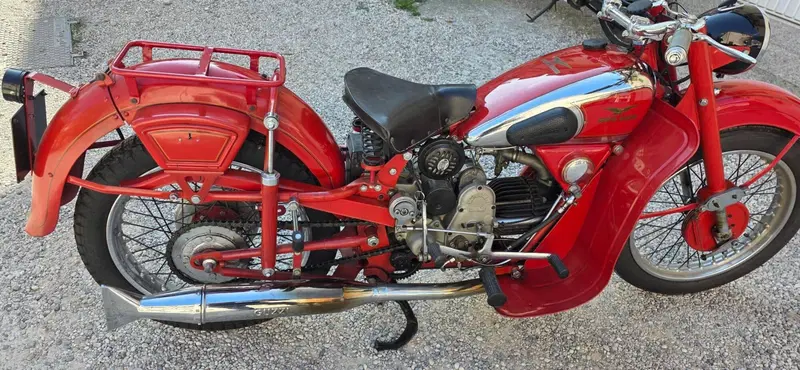Moto Guzzi GTV (9)