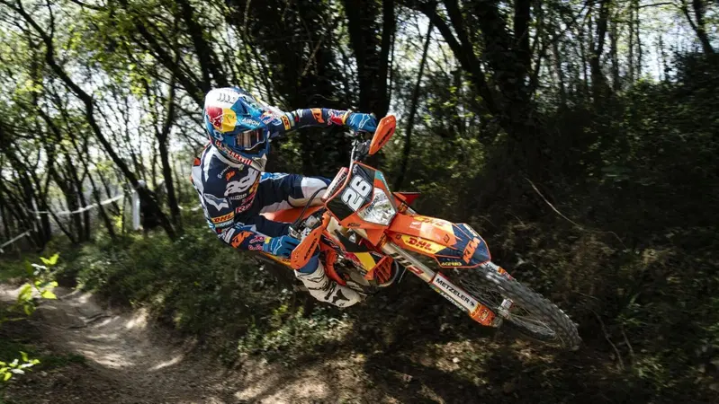 EnduroGP26 # Italia. &Egrave; Mondiale! Chi sono i Piloti e i Team pi&ugrave; in forma? [VIDEO]