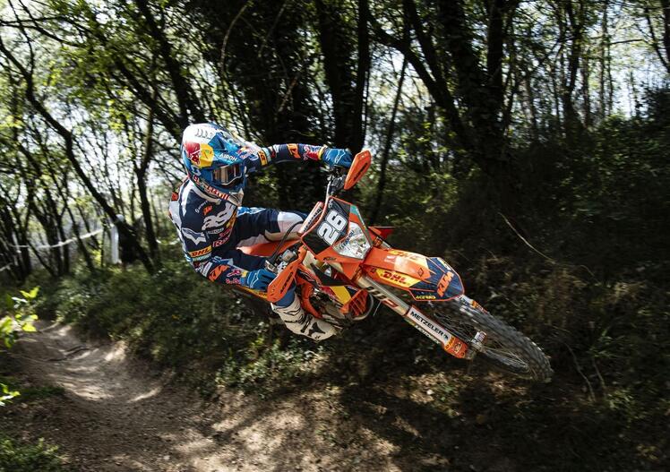 EnduroGP26 # Italia. È Mondiale! Chi sono i Piloti e i Team più in forma? [VIDEO]