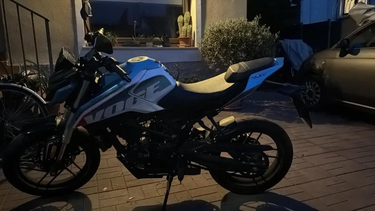 Voge Brivido 125R (2023 - 26) (2)