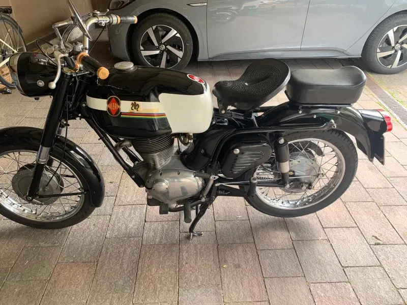 Gilera 202 (5)