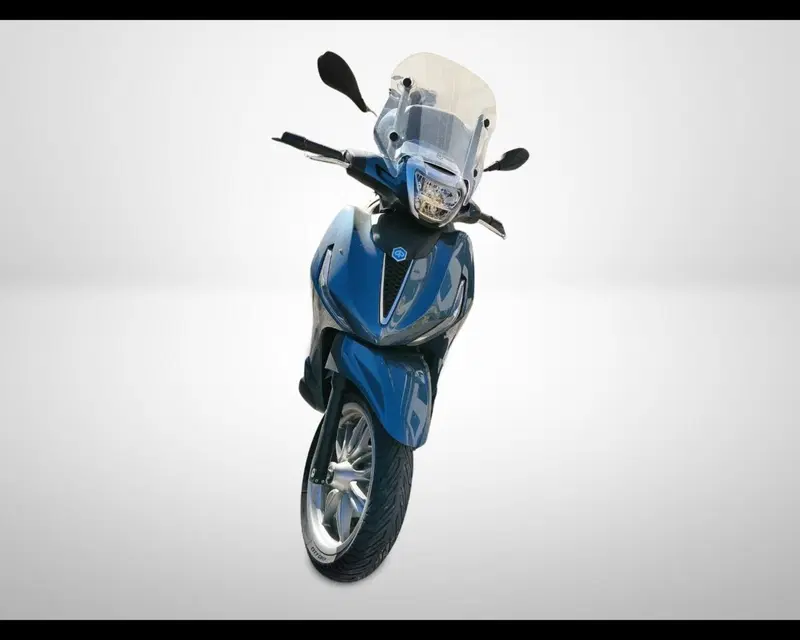 Piaggio Beverly 400 ABS-ASR (2021 - 24) (4)