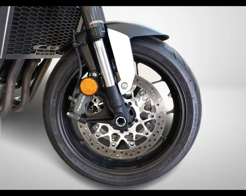 Honda CB 1000 R (2021 - 25) (8)