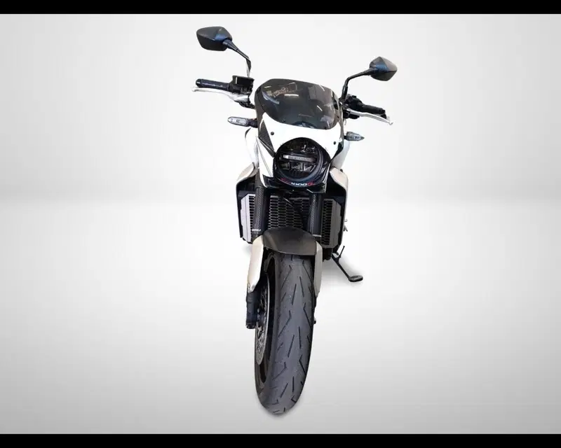 Honda CB 1000 R (2021 - 25) (4)