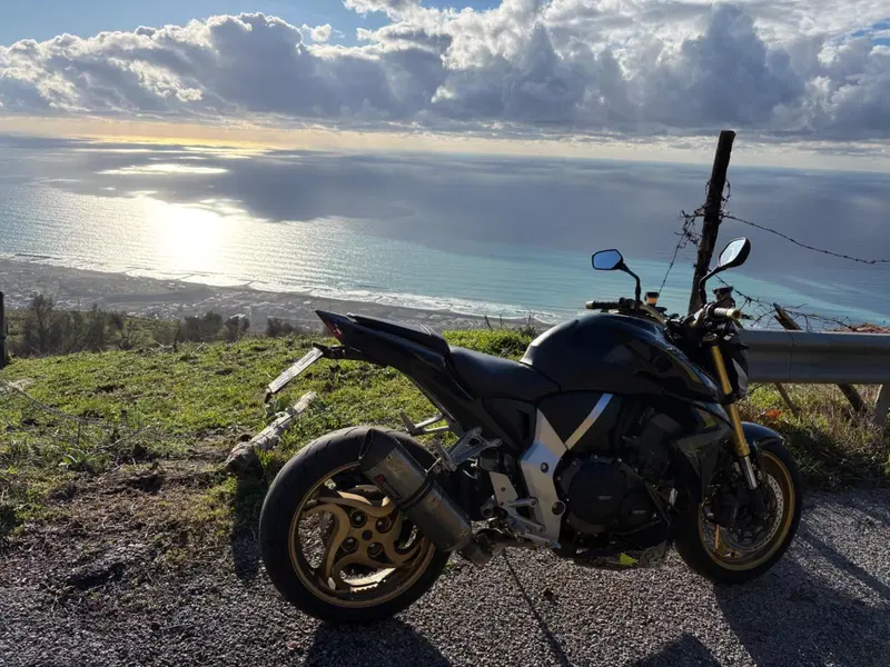 Honda CB 1000 R ABS (2011 - 17) (2)