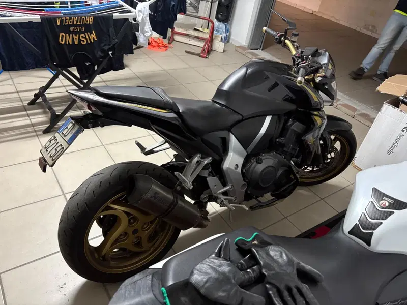 Honda CB 1000 R ABS (2011 - 17) (8)