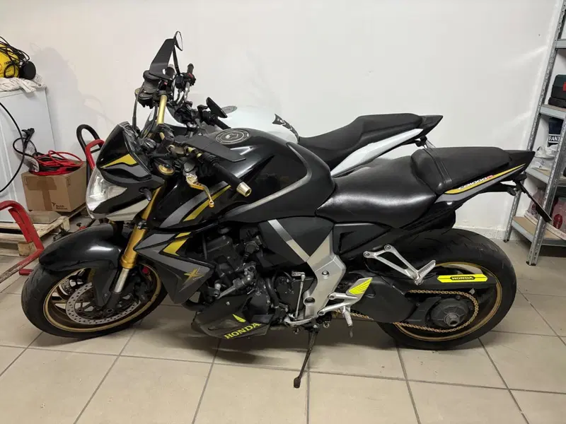 Honda CB 1000 R ABS (2011 - 17) (9)