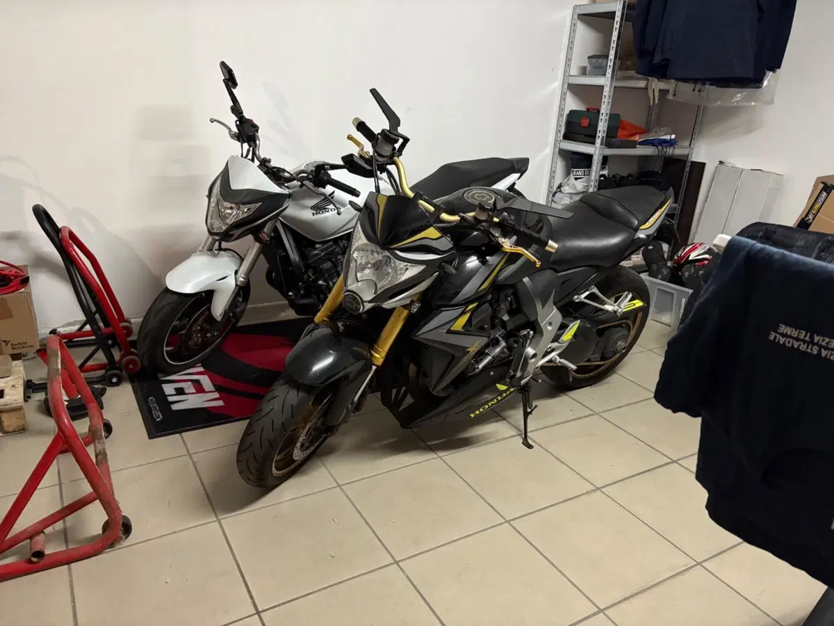 Honda CB 1000 R ABS (2011 - 17) (10)