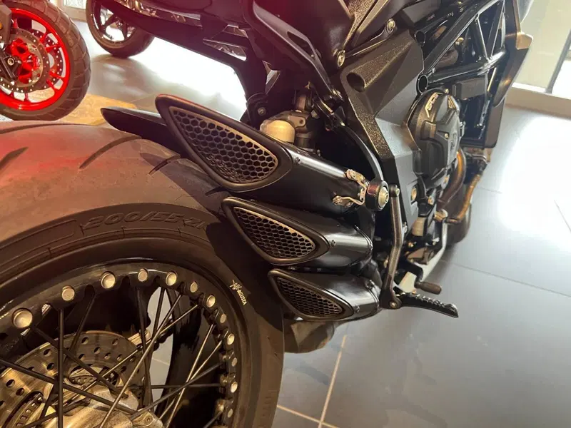 MV Agusta Dragster 800 RC SCS (2021 - 22) (5)