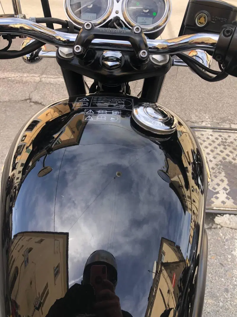 Triumph Bonneville T120 (2016 - 20) (2)