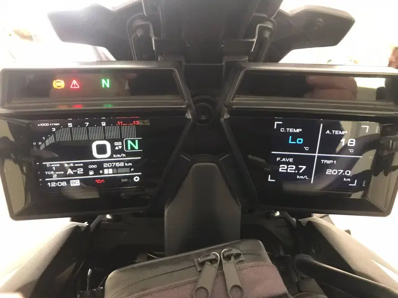 Yamaha Tracer 9 GT (2021 - 24) (8)