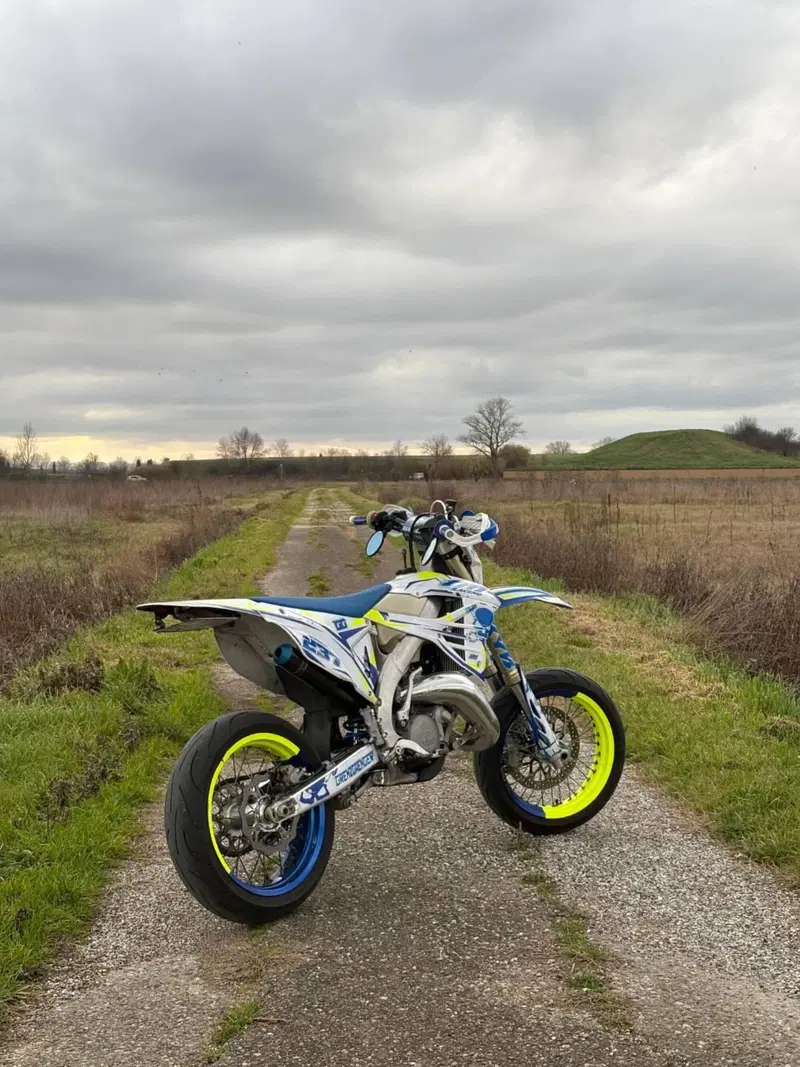 Tm Moto SMR 125 Fi 2T (2023) (4)