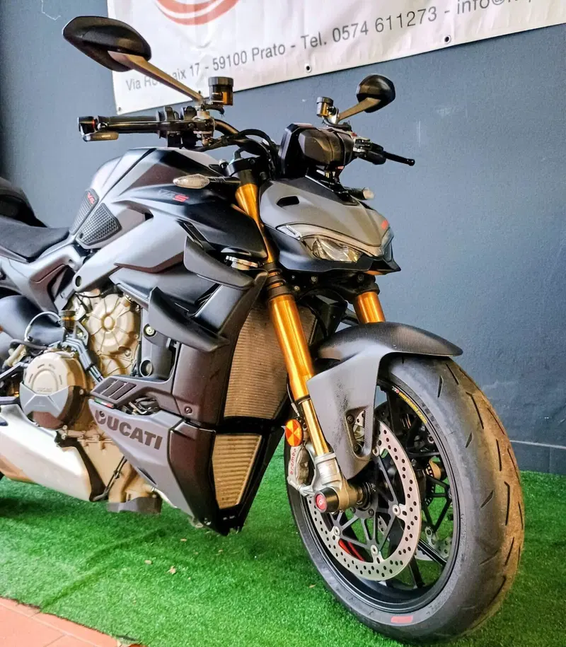 Ducati Streetfighter V4 S (2025 - 26) (10)