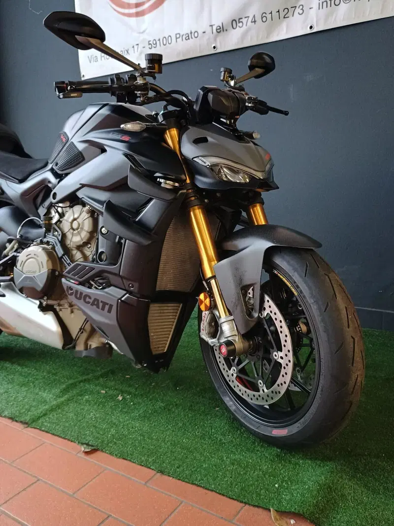 Ducati Streetfighter V4 S (2025 - 26) (12)