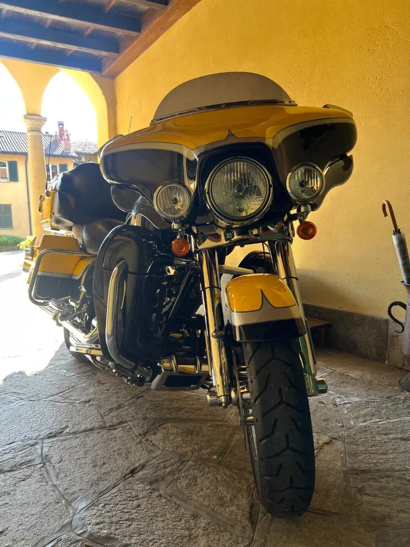 Harley-Davidson 1800 Electra Glide Ultra Classic (2012 - 13) - FLHTCUSE (9)