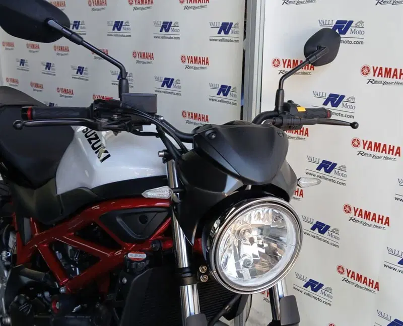 Suzuki SV650 (2021 - 24) (4)