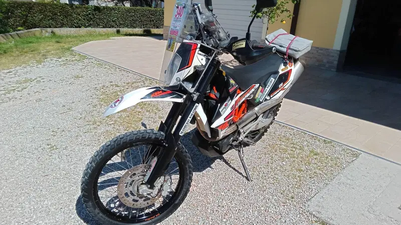 KTM 690 Enduro R (2012 - 17) (2)