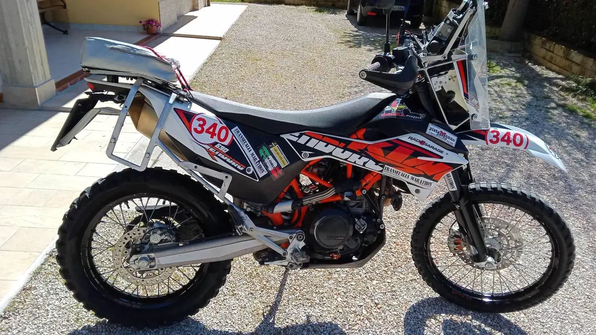 KTM 690 Enduro R (2012 - 17) (4)