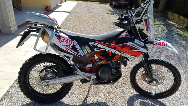 KTM 690 Enduro R (2012 - 17) (4)