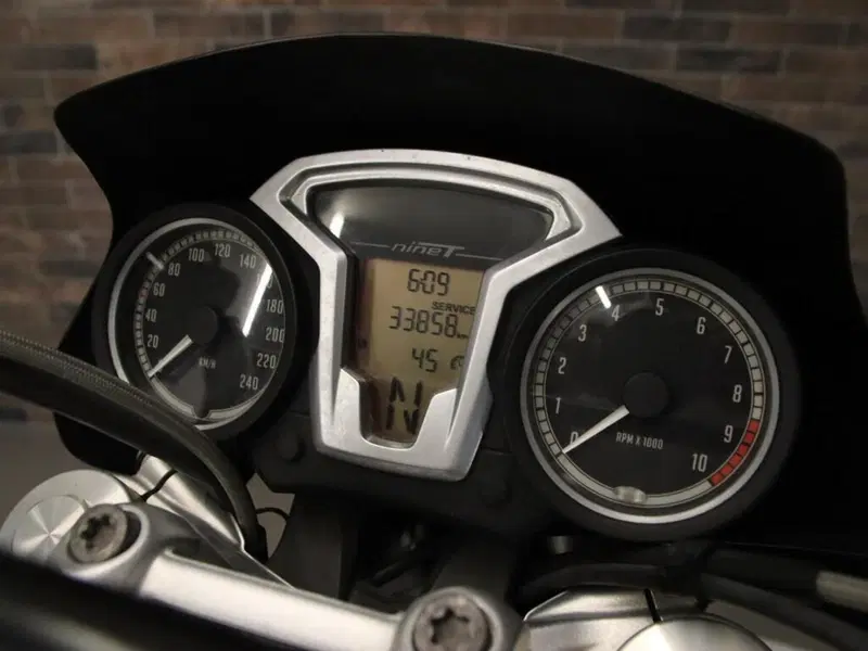 Bmw R nineT 1200 (2014 - 16) (15)