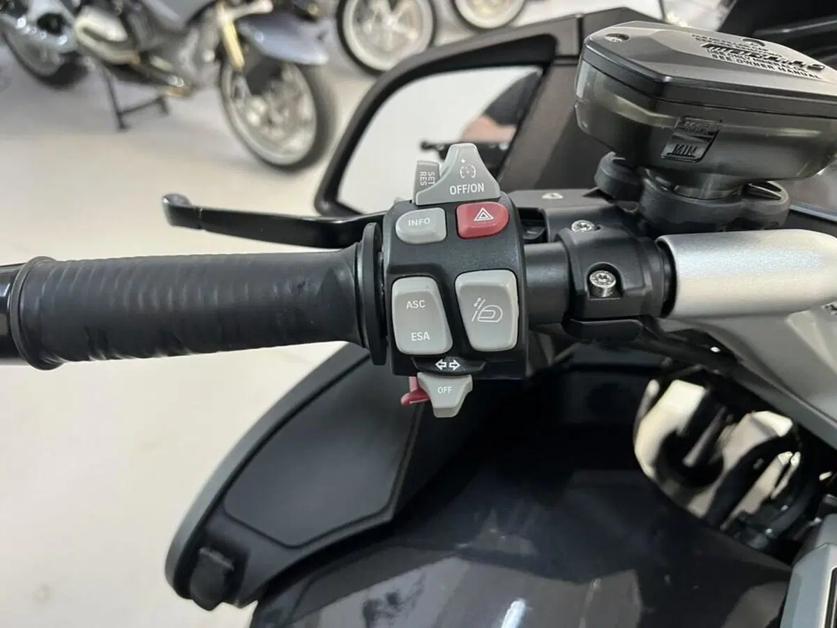 Bmw R 1200 RT (2010 - 13) (6)
