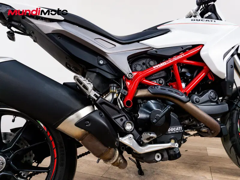 Ducati Hypermotard 939 (2016 - 18) (4)