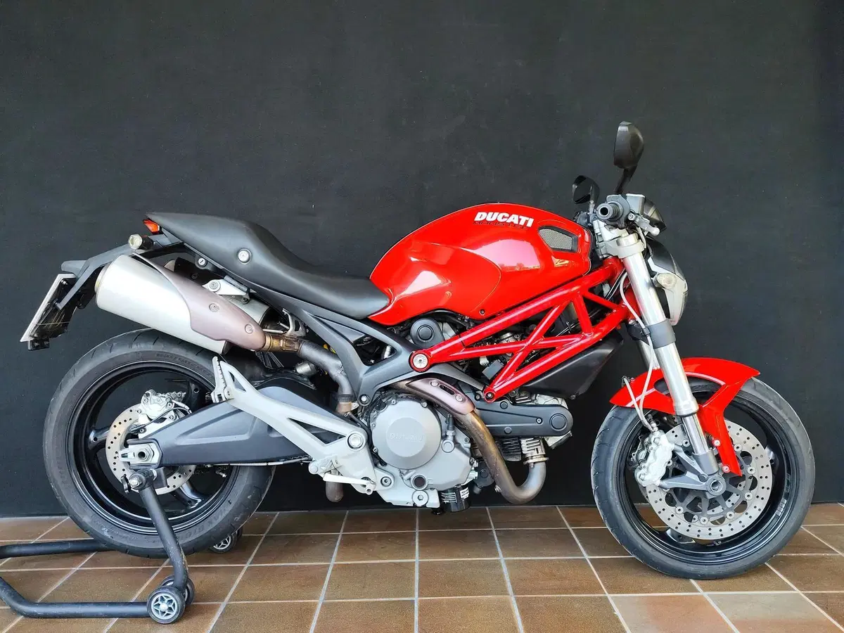 Ducati Monster 696 (2008 - 13)