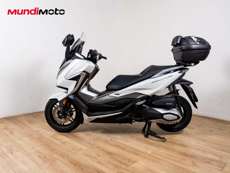 Honda Forza 350 (2025 - 26) (6)