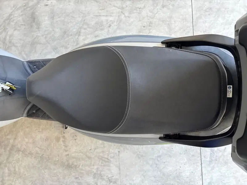 Honda SH 300 i ABS (2016 - 20) (9)