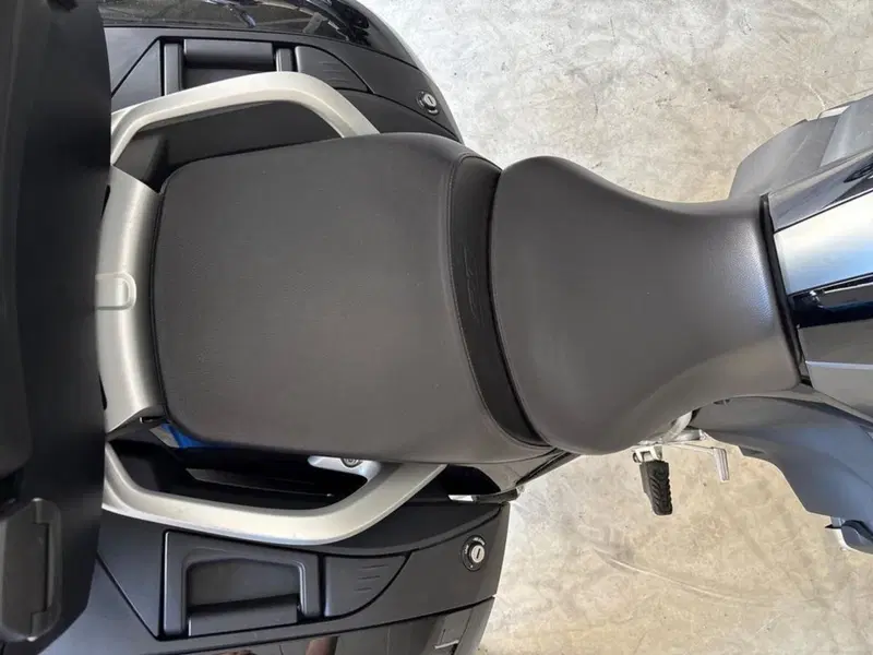 Bmw R 1250 RT (2021 - 25) (9)