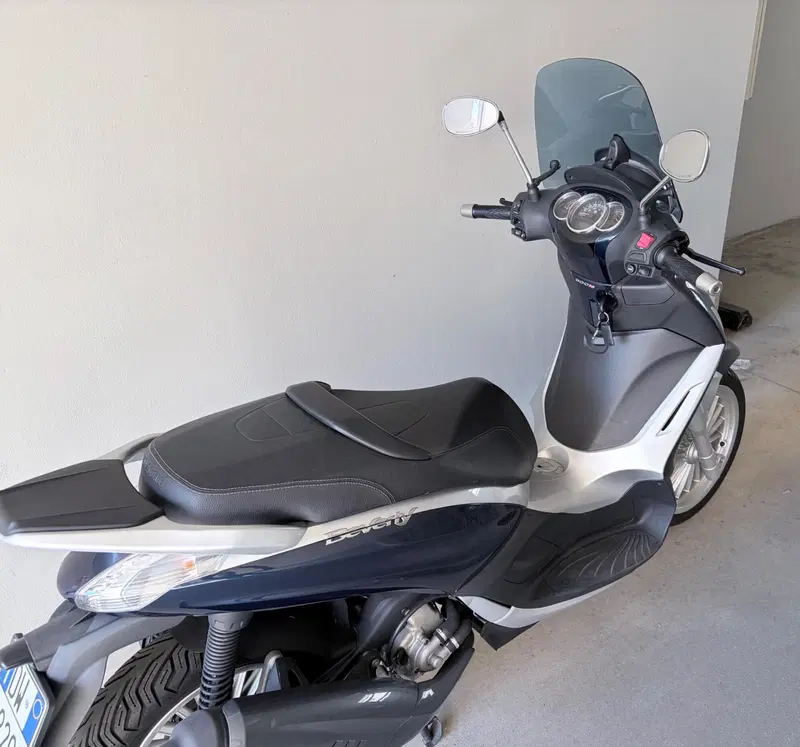 Piaggio Beverly 300 i.e. (2010 - 16) (3)