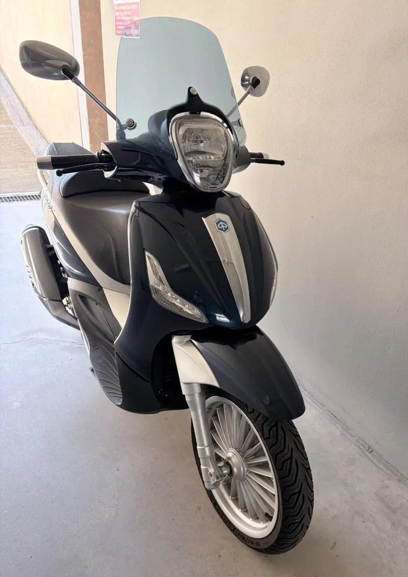 Piaggio Beverly 300 i.e. (2010 - 16) (5)