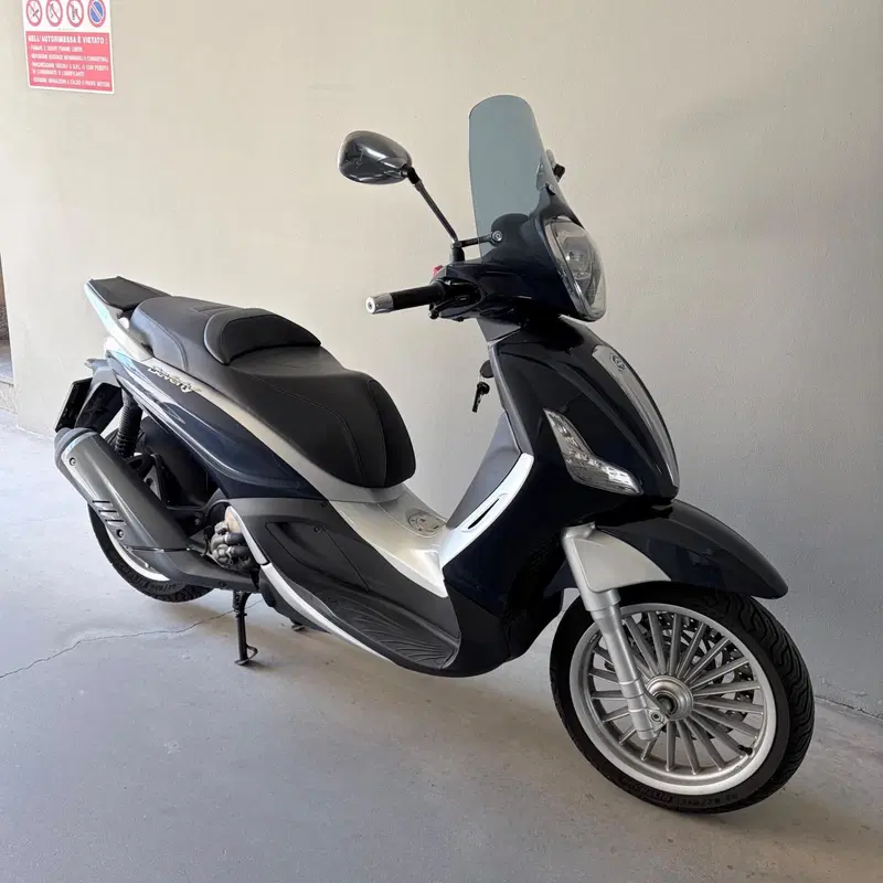 Piaggio Beverly 300 i.e. (2010 - 16) (6)