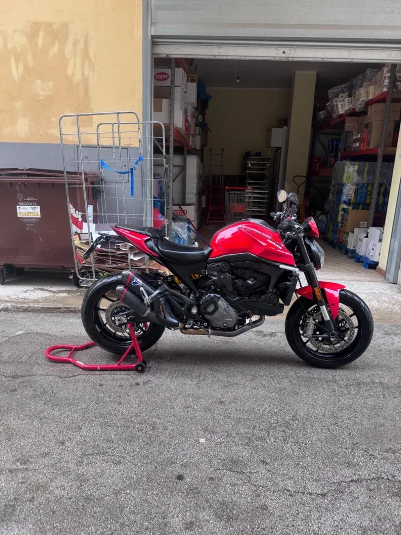 Ducati Monster 937 + (2021 - 25)