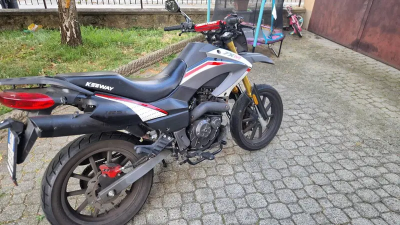 Keeway Motor TX 125 Motard (2017 - 20) (2)