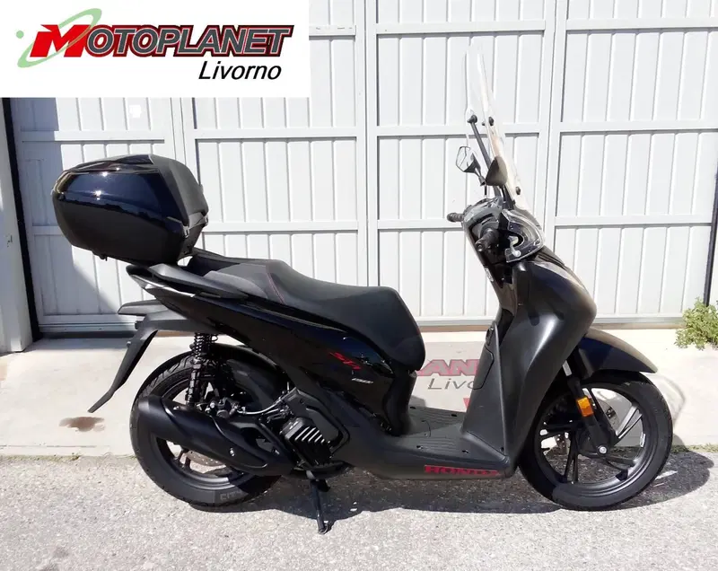 Honda SH 150i (2024 - 25) (8)