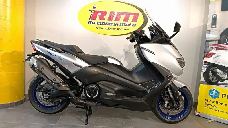 Yamaha T-Max 530 (2017 - 19) (2)