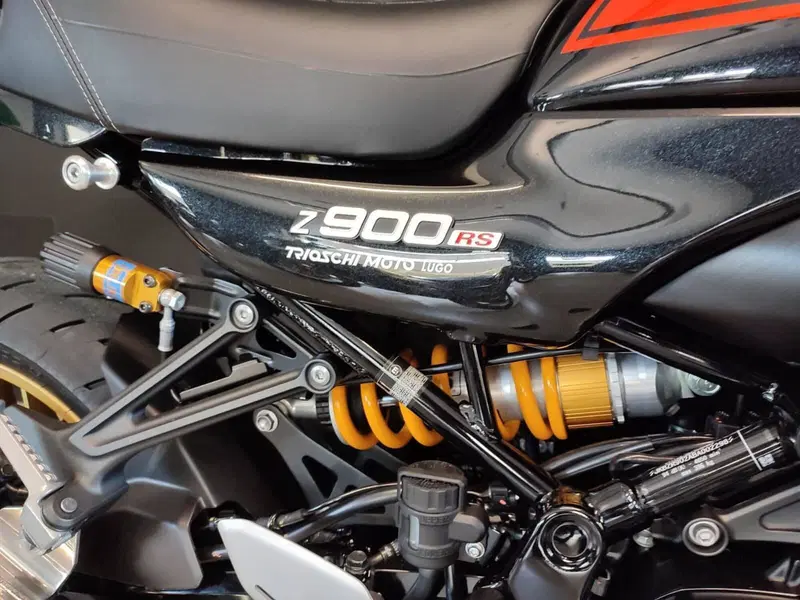 Kawasaki Z 900 RS SE (2026) (3)