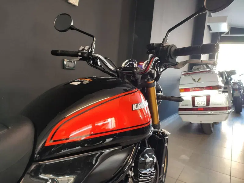 Kawasaki Z 900 RS SE (2026) (6)