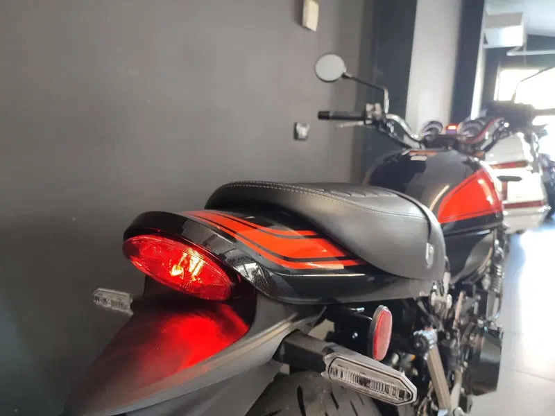 Kawasaki Z 900 RS SE (2026) (7)
