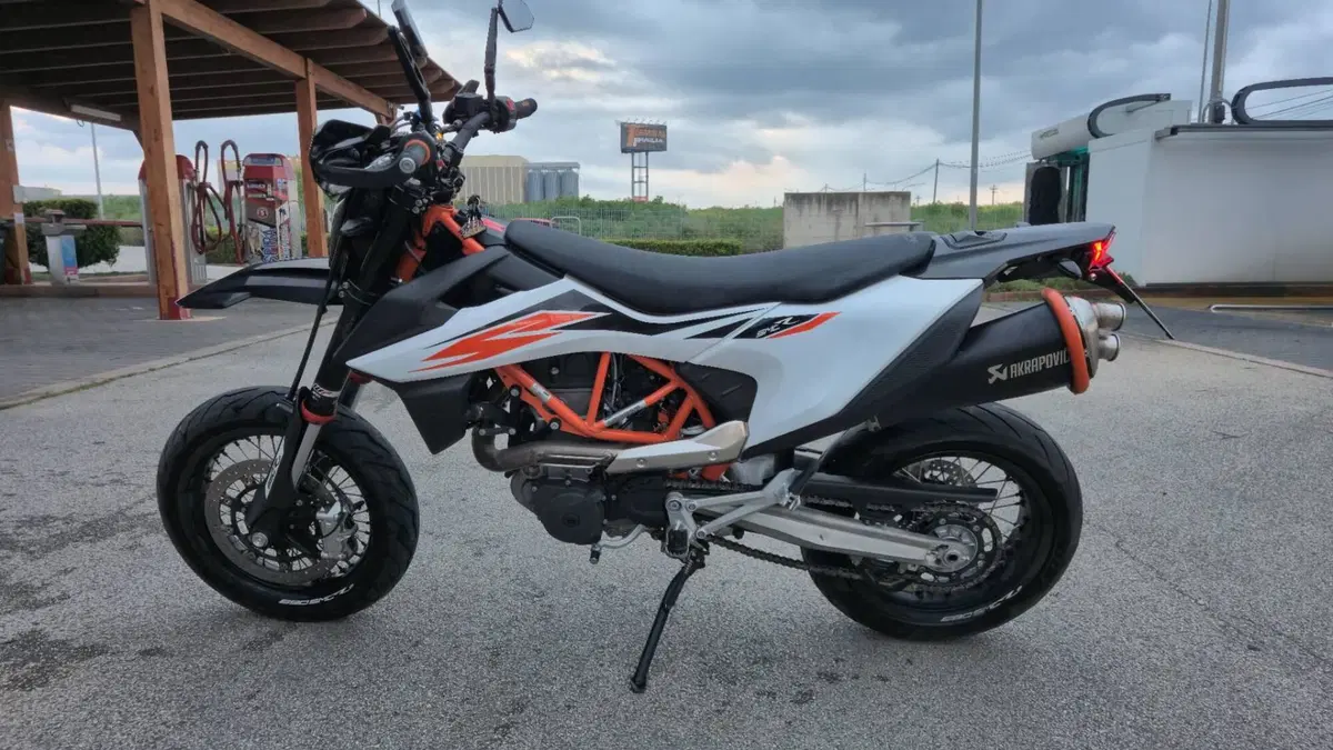 KTM 690 SMC R (2019 - 20) (2)