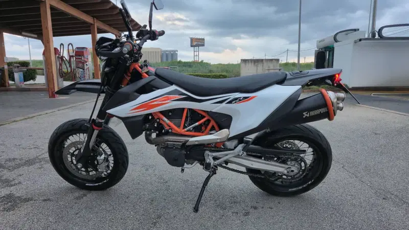 KTM 690 SMC R (2019 - 20) (2)