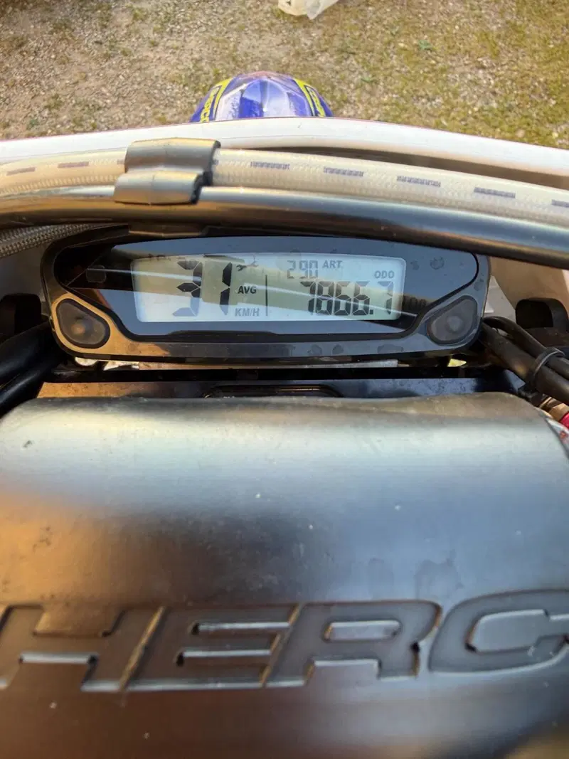 Sherco 300 SEF Factory (2022) (9)